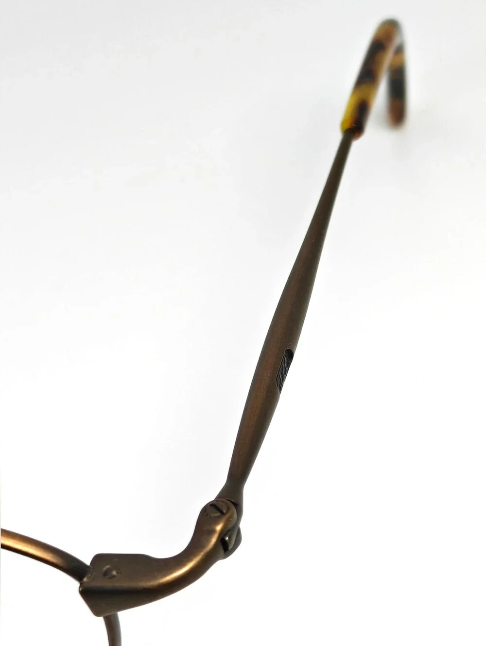 Gucci GG2618 Women's Oval Stainless Steel in Copper Brown. Italy